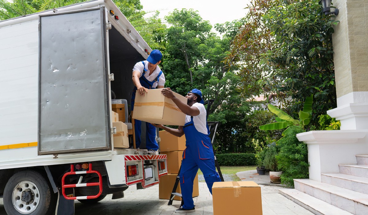 Junk Removal Phoenix AZ – Rapid Junk Pickup by DTS Logistics L.L.C.