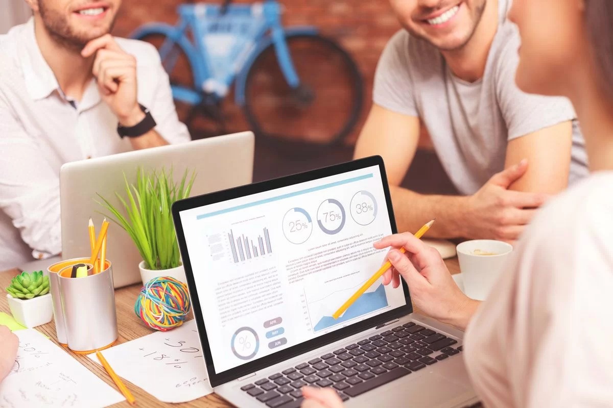 How Competitive Intelligence Can Reduce Pricing Risks