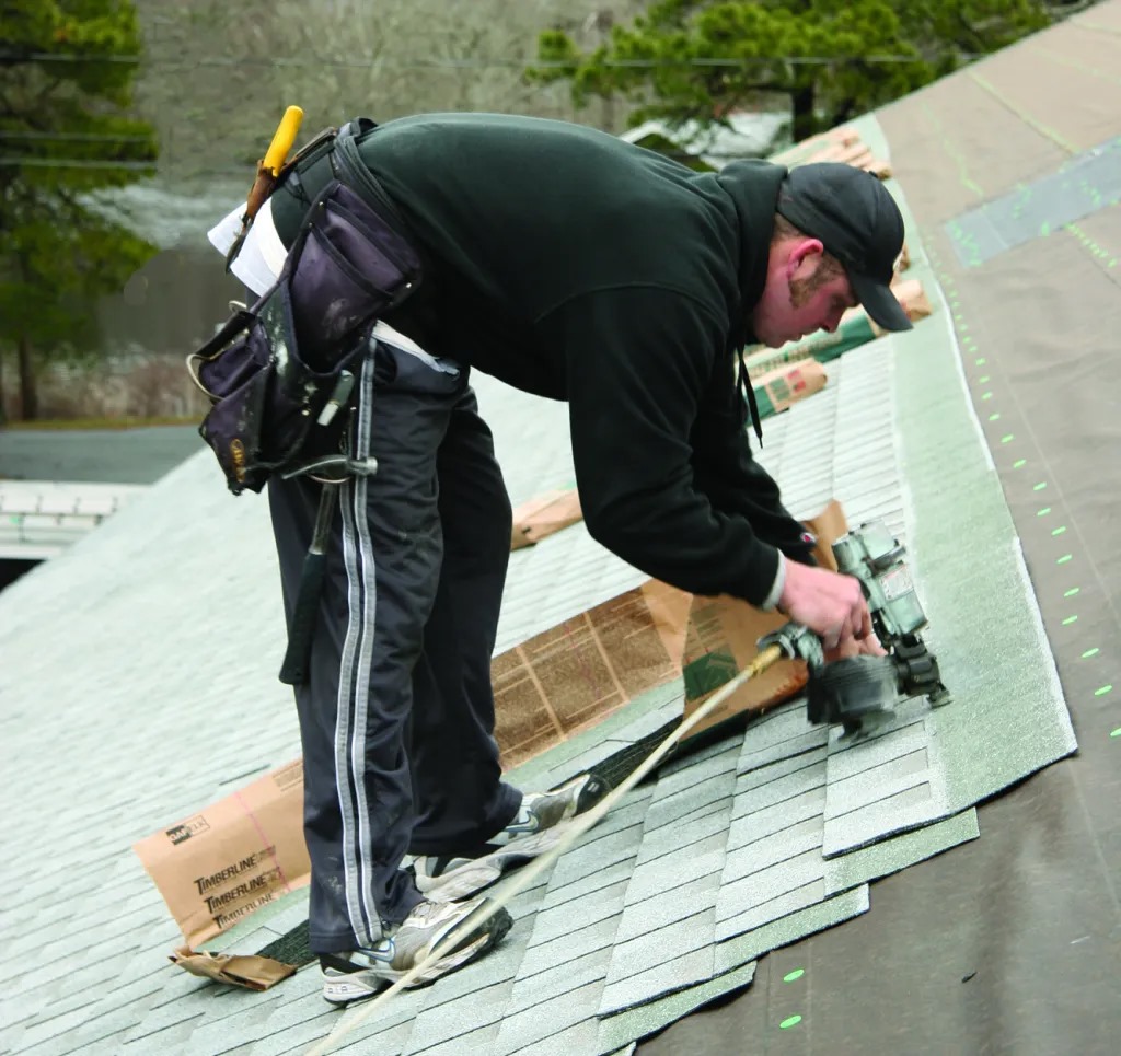 Red Flags to Watch for When Hiring a Roofing Contractor