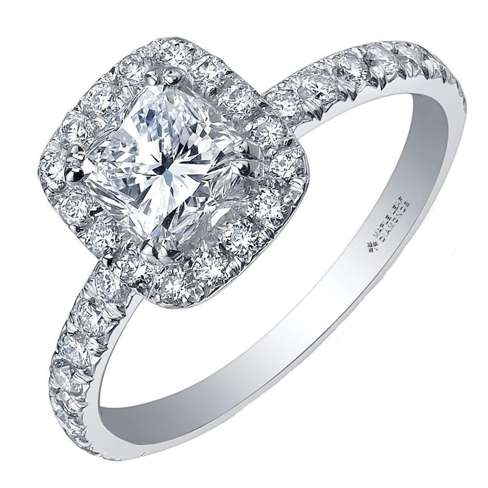 Oval Diamond Ring: A Modern Twist on Classic Elegance