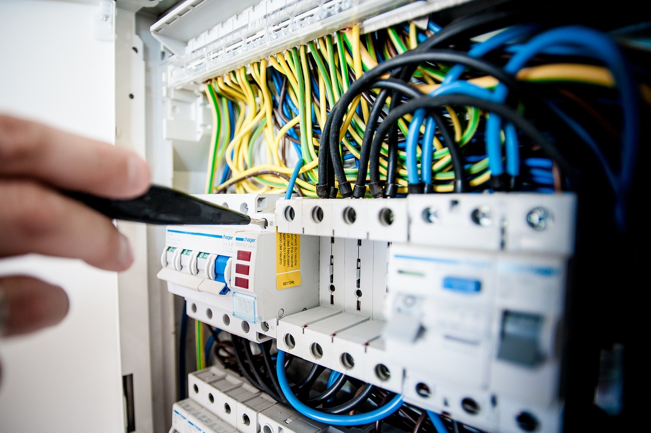 Essential Guide to Electrical Service Maintenance for Safety and Efficiency