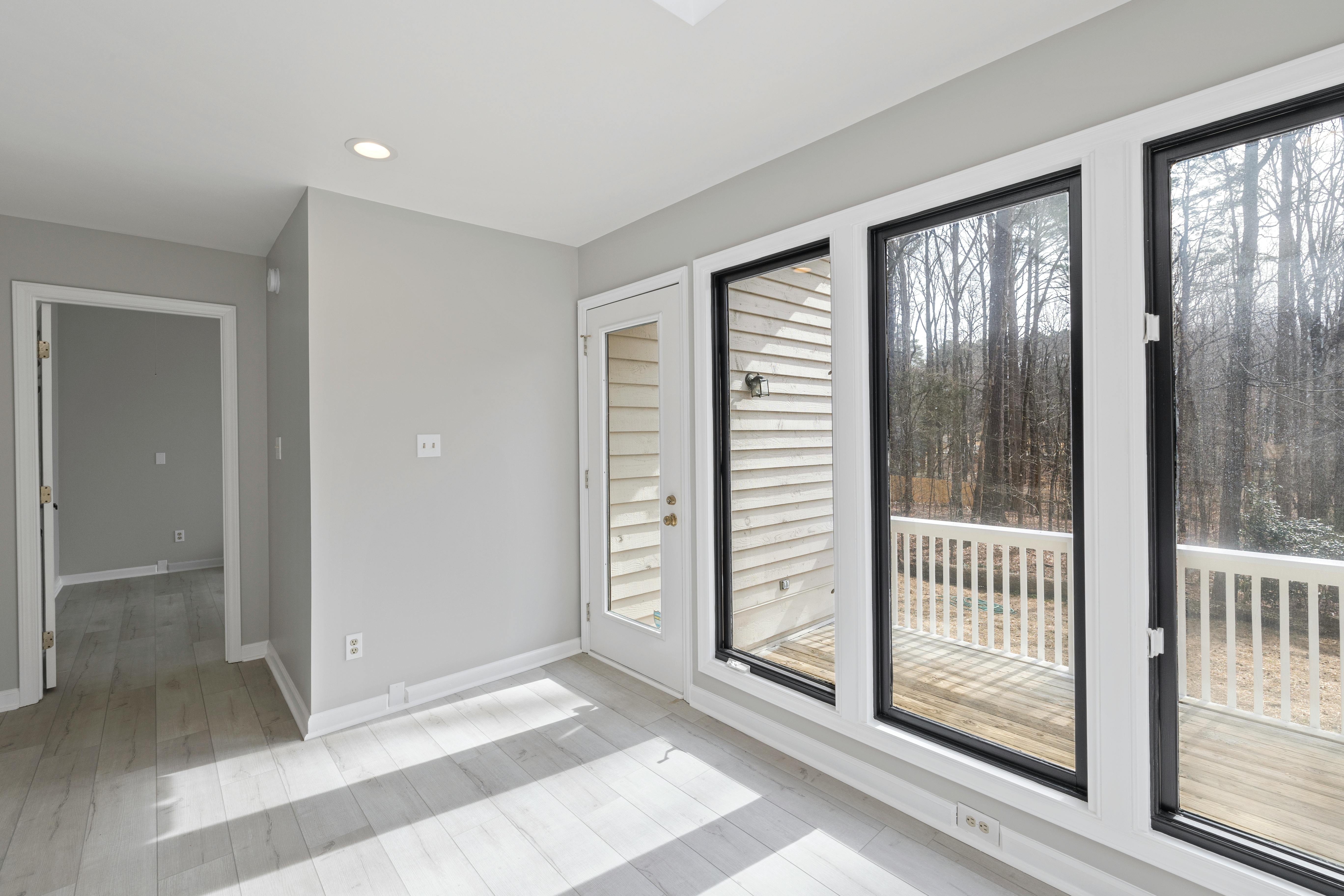Sunroom Conversion Solutions for Seamless Indoor-Outdoor Living
