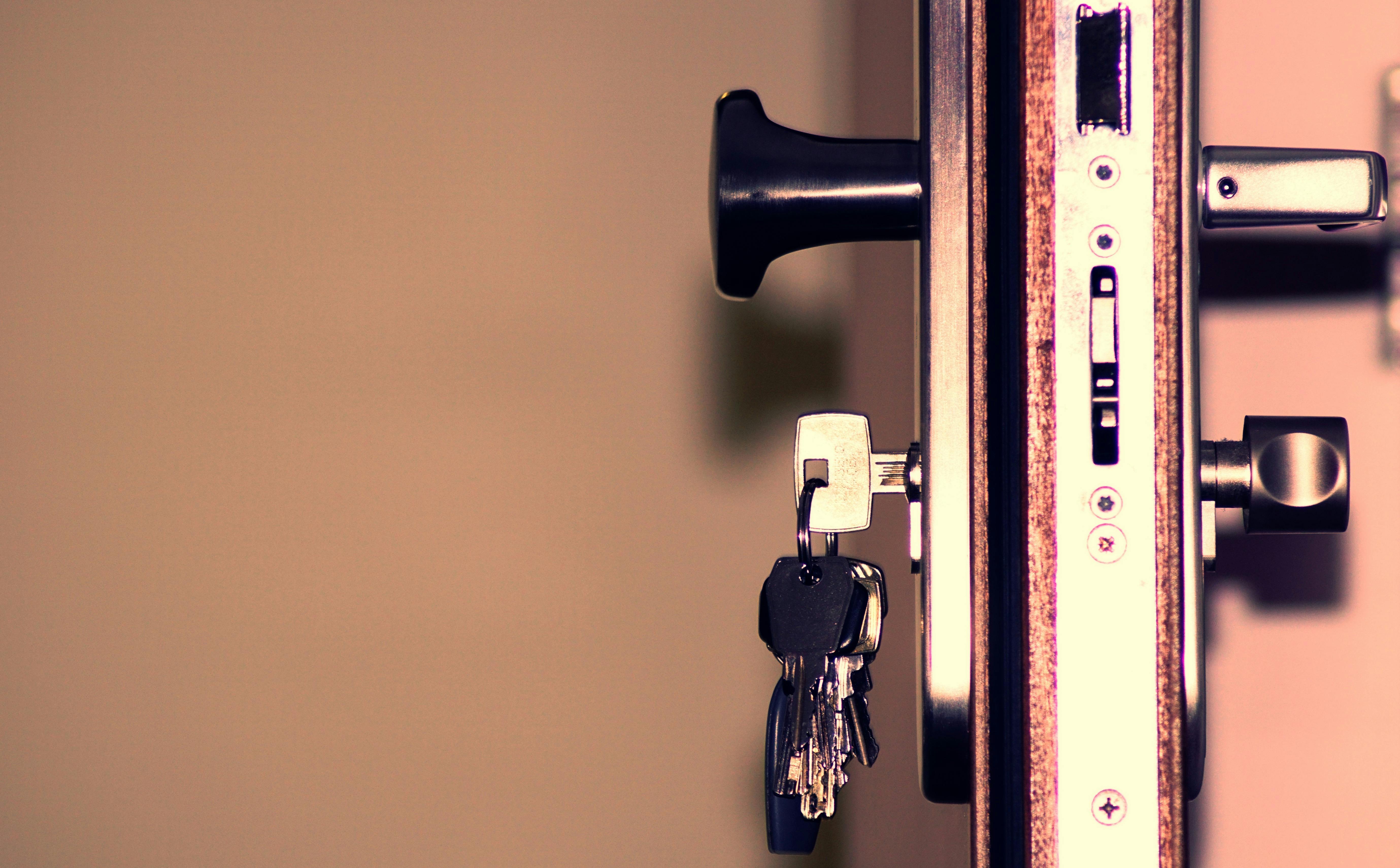Fast and Efficient 24h Locksmith Assistance