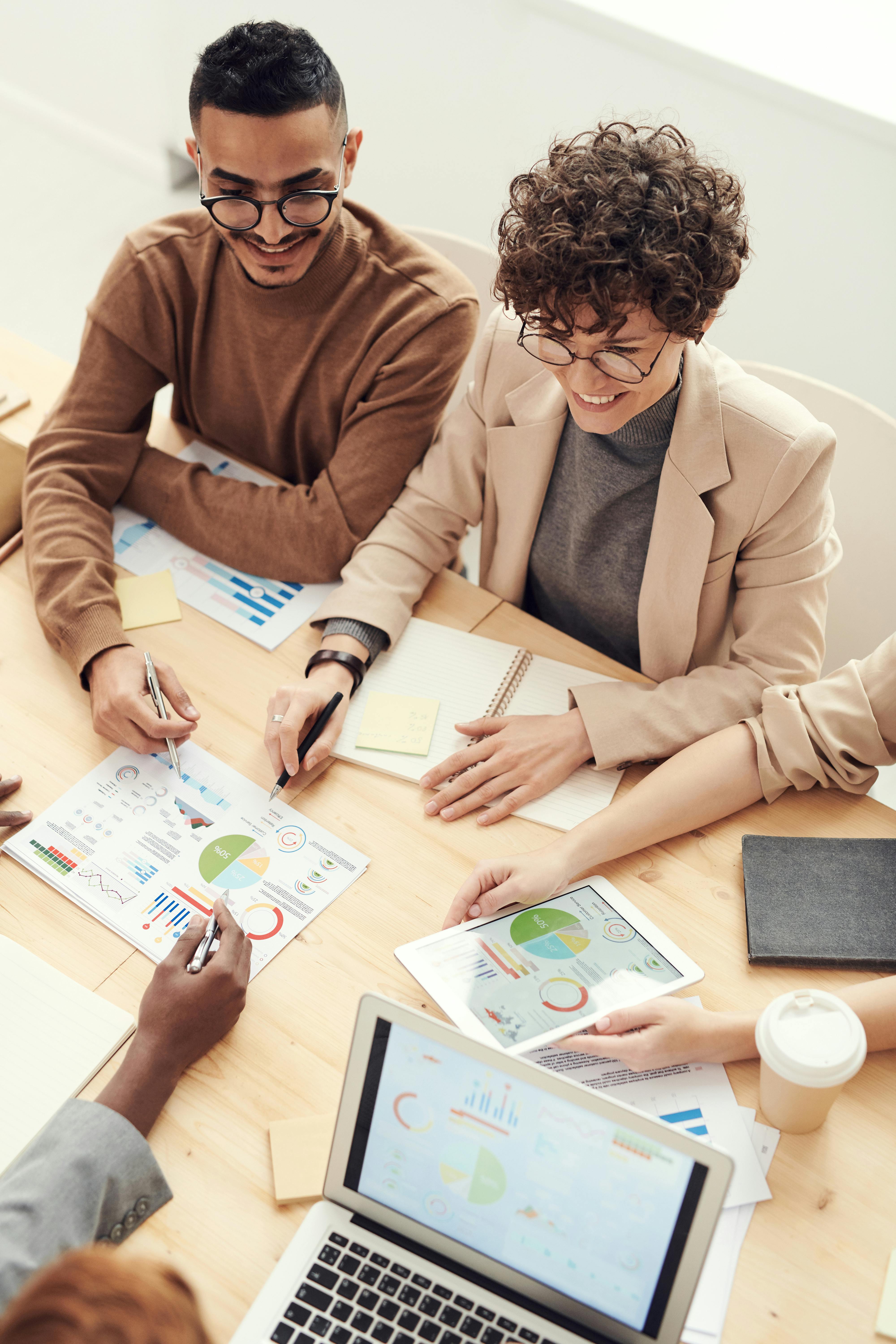 B2B Buyer Trends: Staying Ahead in a Rapidly Evolving Market
