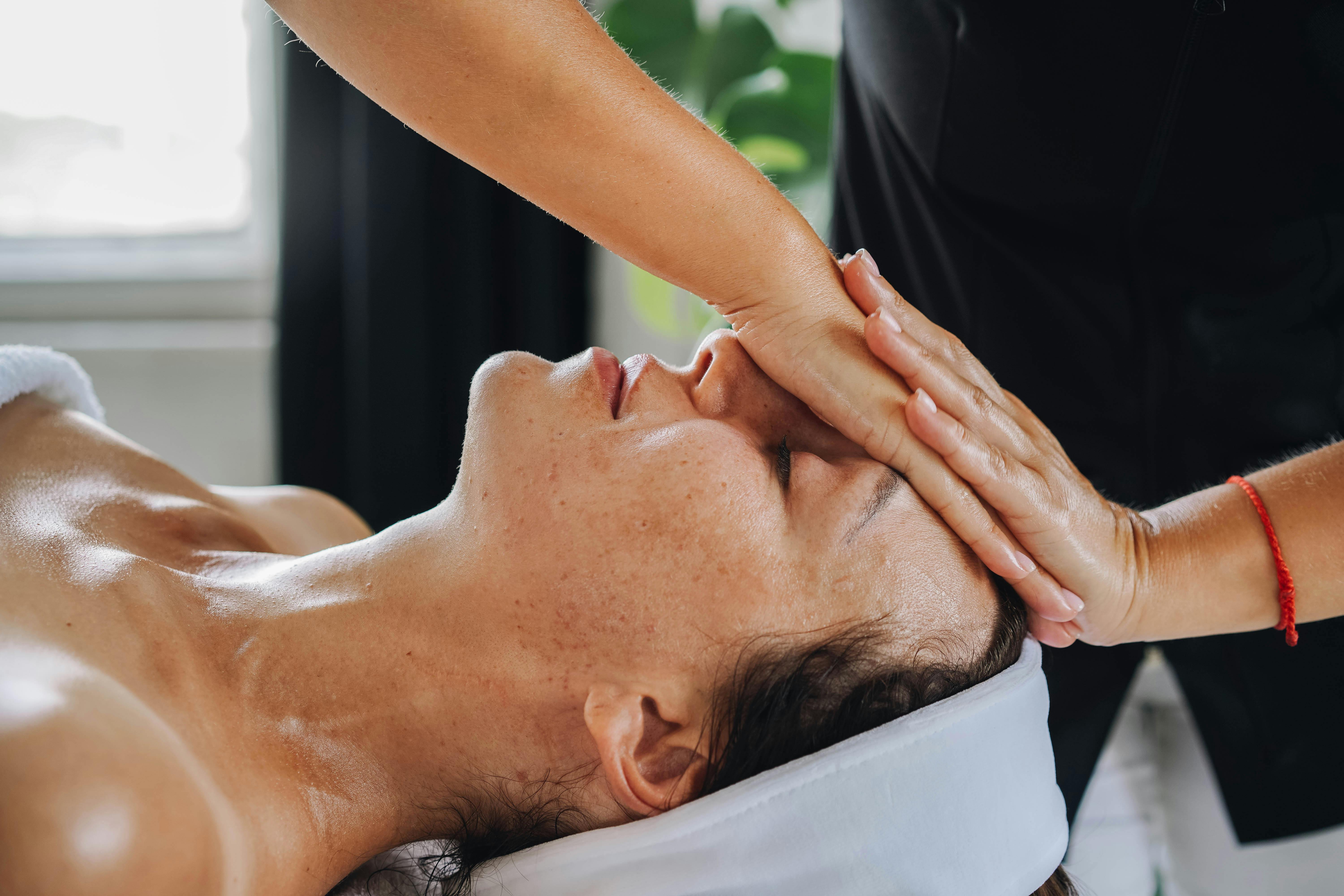 Facials oahu: Customized Skincare for Island Living