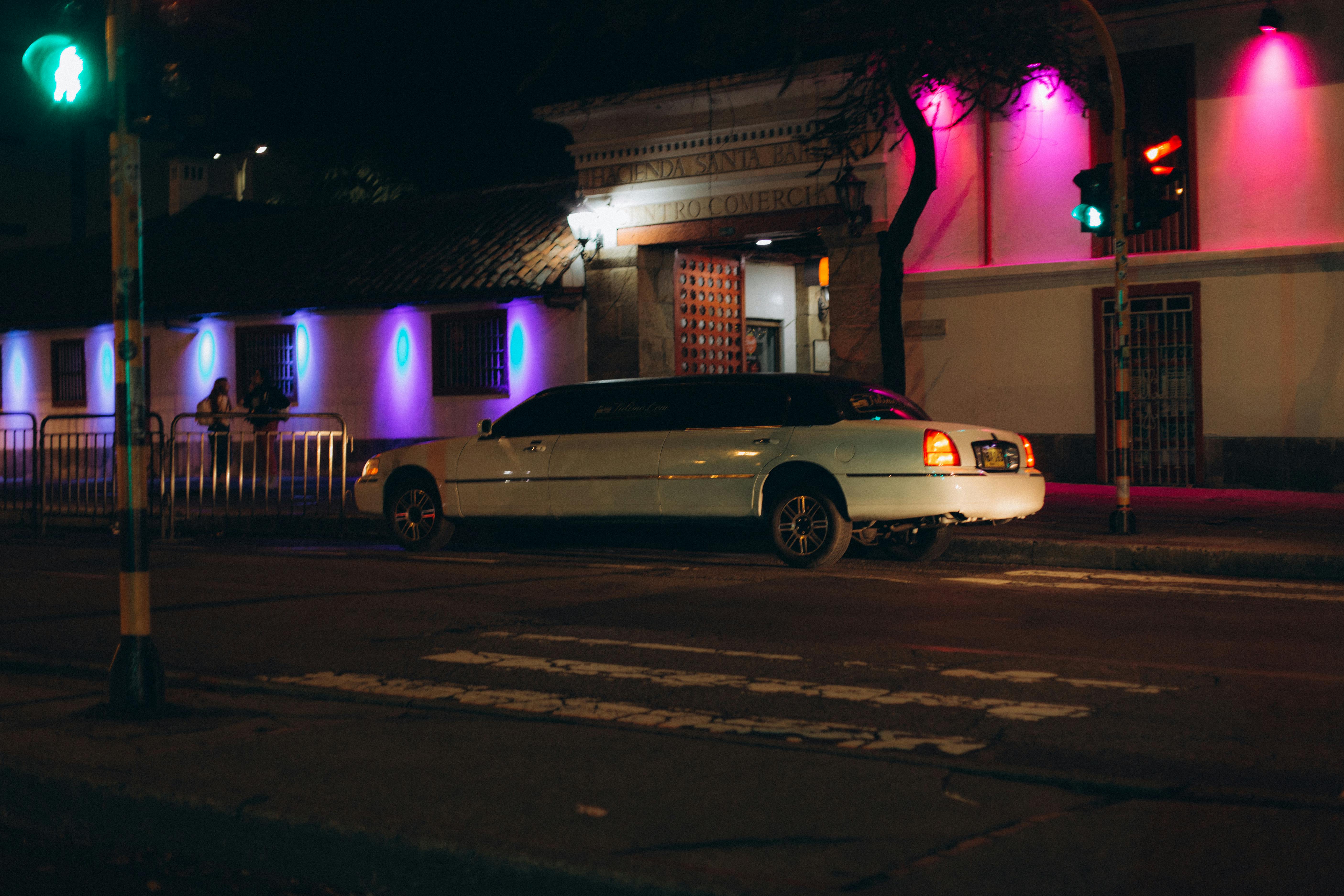 Affordable Car Service from Vancouver to Seattle Ride